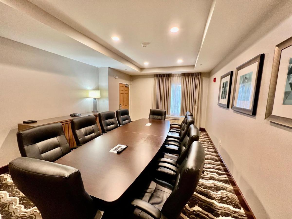 Staybridge Suites Detroit-Novi By Ihg Экстерьер фото