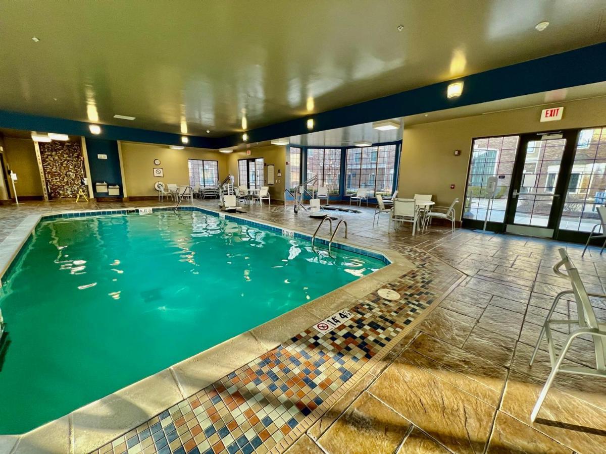 Staybridge Suites Detroit-Novi By Ihg Экстерьер фото