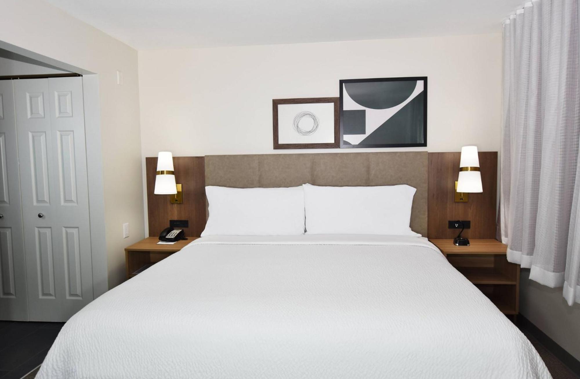 Staybridge Suites Detroit-Novi By Ihg Экстерьер фото