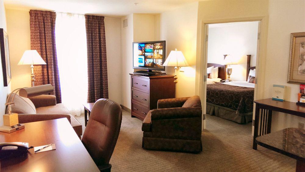 Staybridge Suites Detroit-Novi By Ihg Экстерьер фото